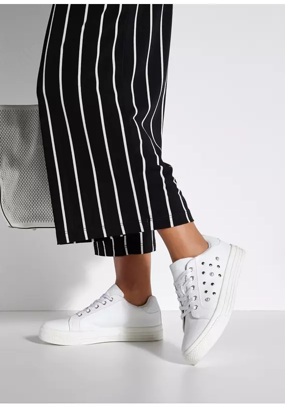 Sneaker