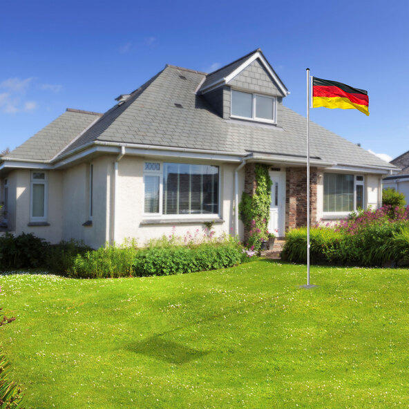 Teleskop-Fahnenmast bis 6,05 m, inkl. Bodenhülse & Deutschlandflagge