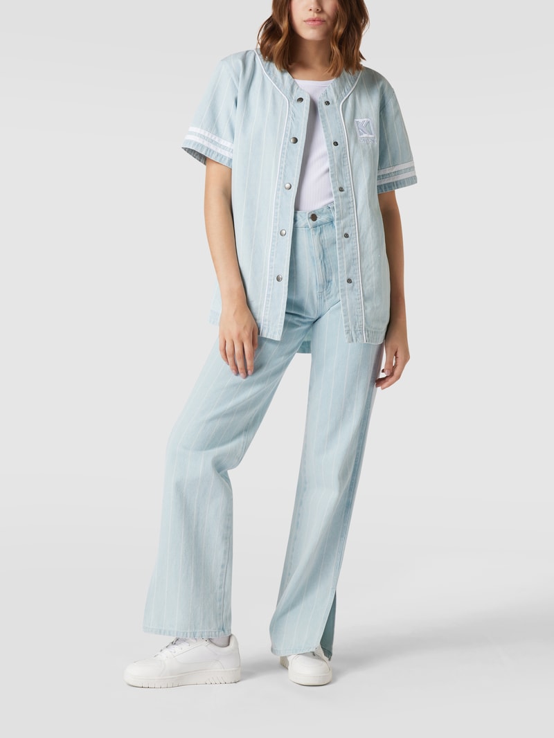 Jeans mit Streifenmuster in blau