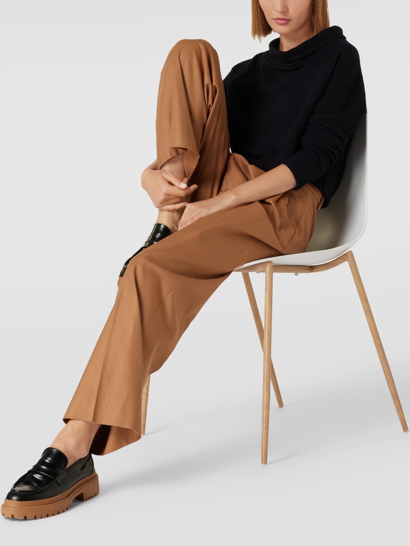 Sweatshirt mit Strukturmuster in schwarz