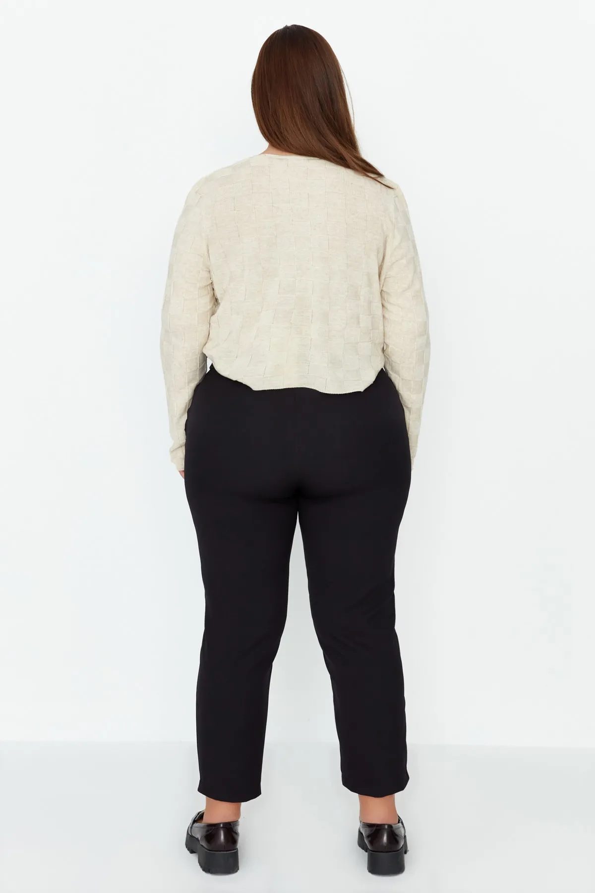 Trendyol Curve  Schwarze gewebte Hose TBBAW23AR00020