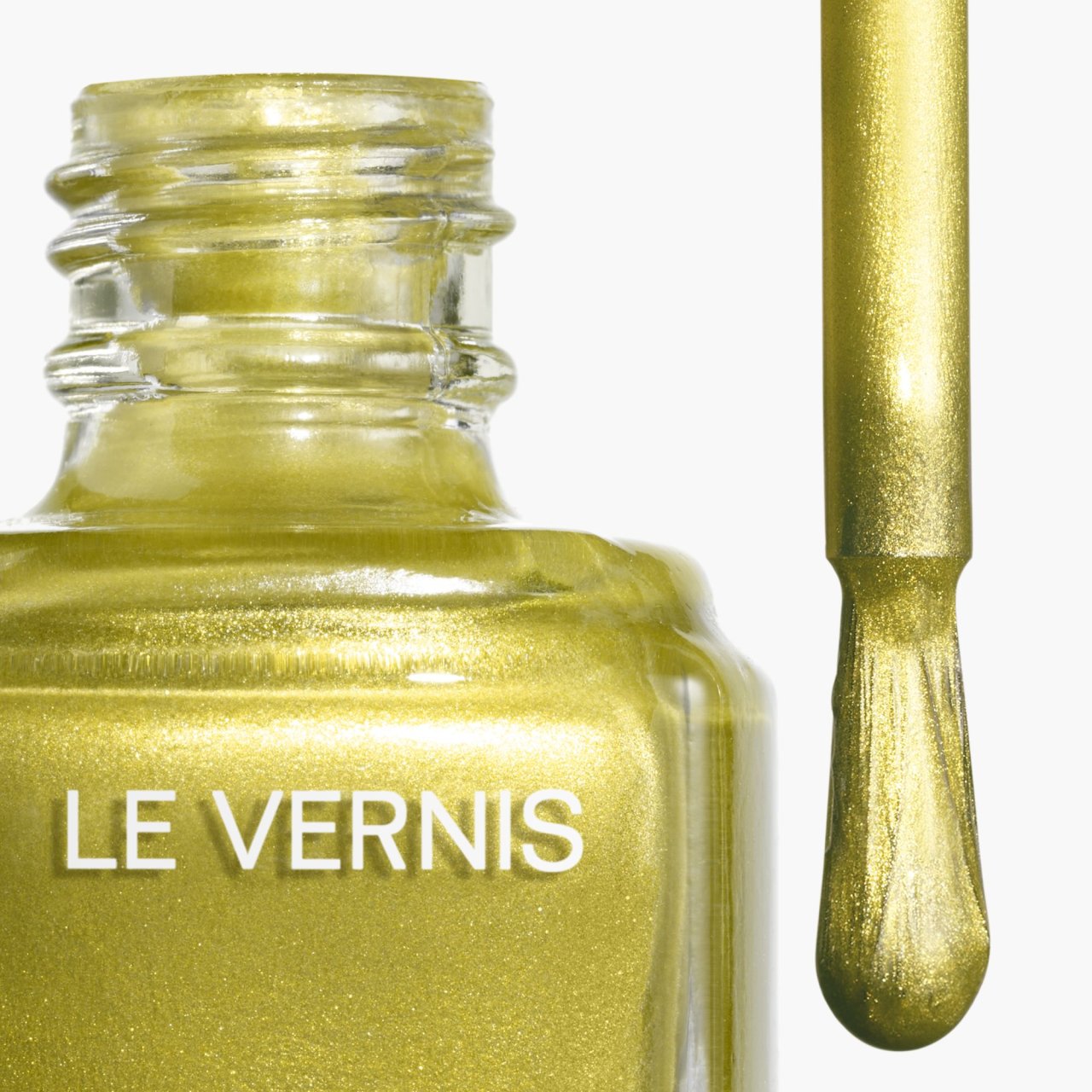 CHANEL LE VERNIS NAGELLACK – FARBE UND GLANZ MIT LANGEM HALT