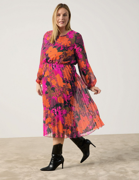 Chiffonkleid mit plissiertem Rockteil