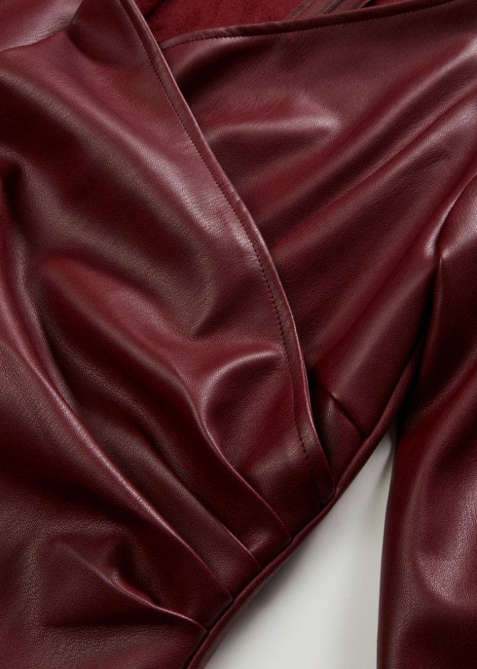 Lederimitat-Kleid in Wickeloptik
