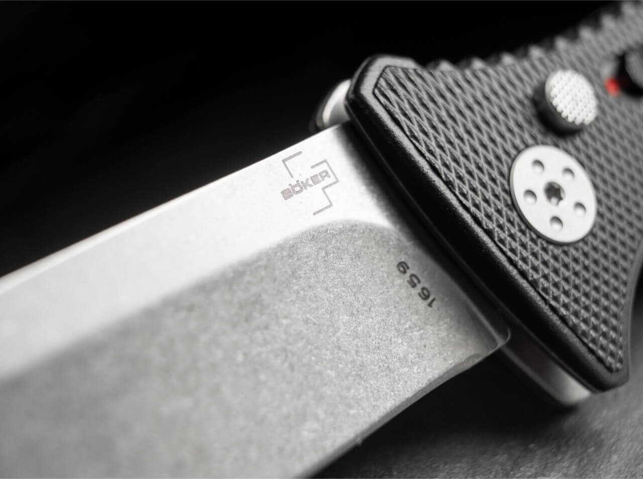 BHQ Strike Bowie