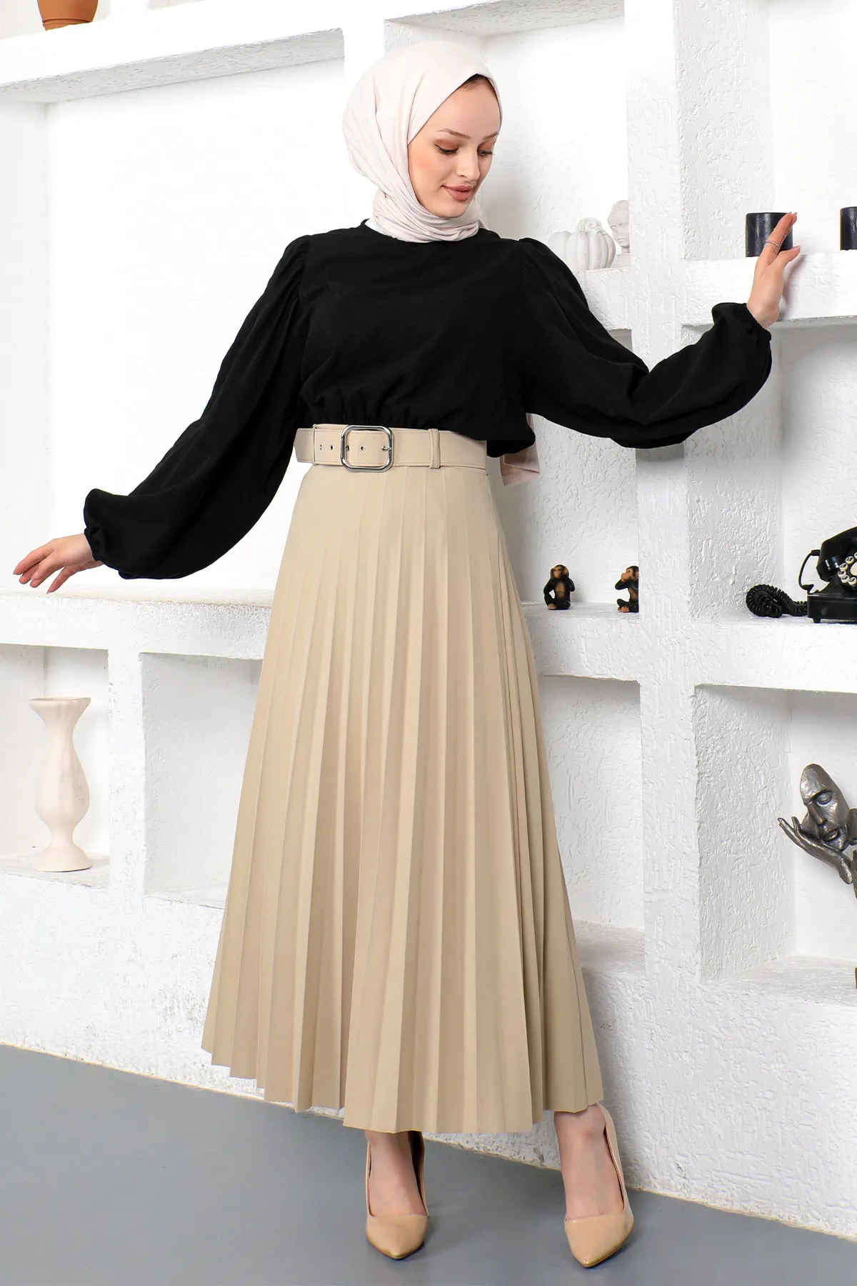 Tesettür Dünyası  Faltenrock mit Gürtel Tsd230113 Beige