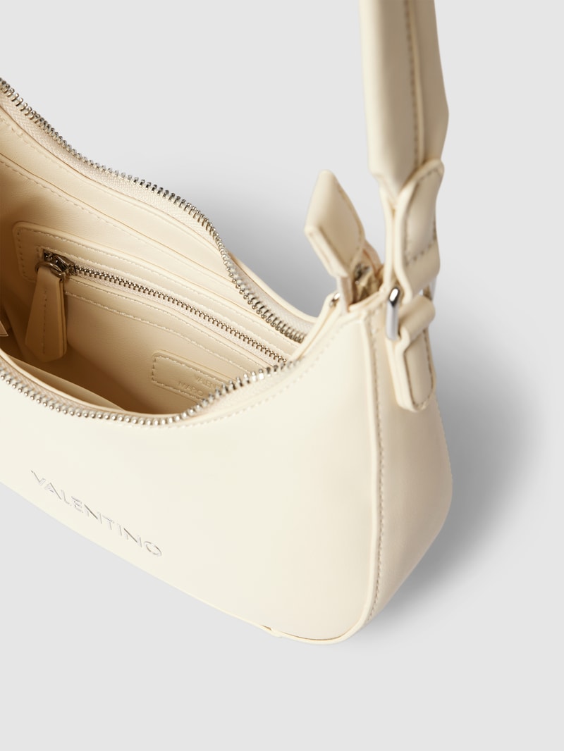 Handtasche mit Label-Detail Modell 'VANCOUVER' in offwhite