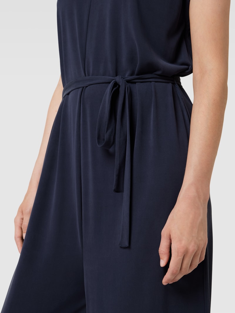 Jumpsuit mit Bindegürtel Modell 'Zenia' in marineblau
