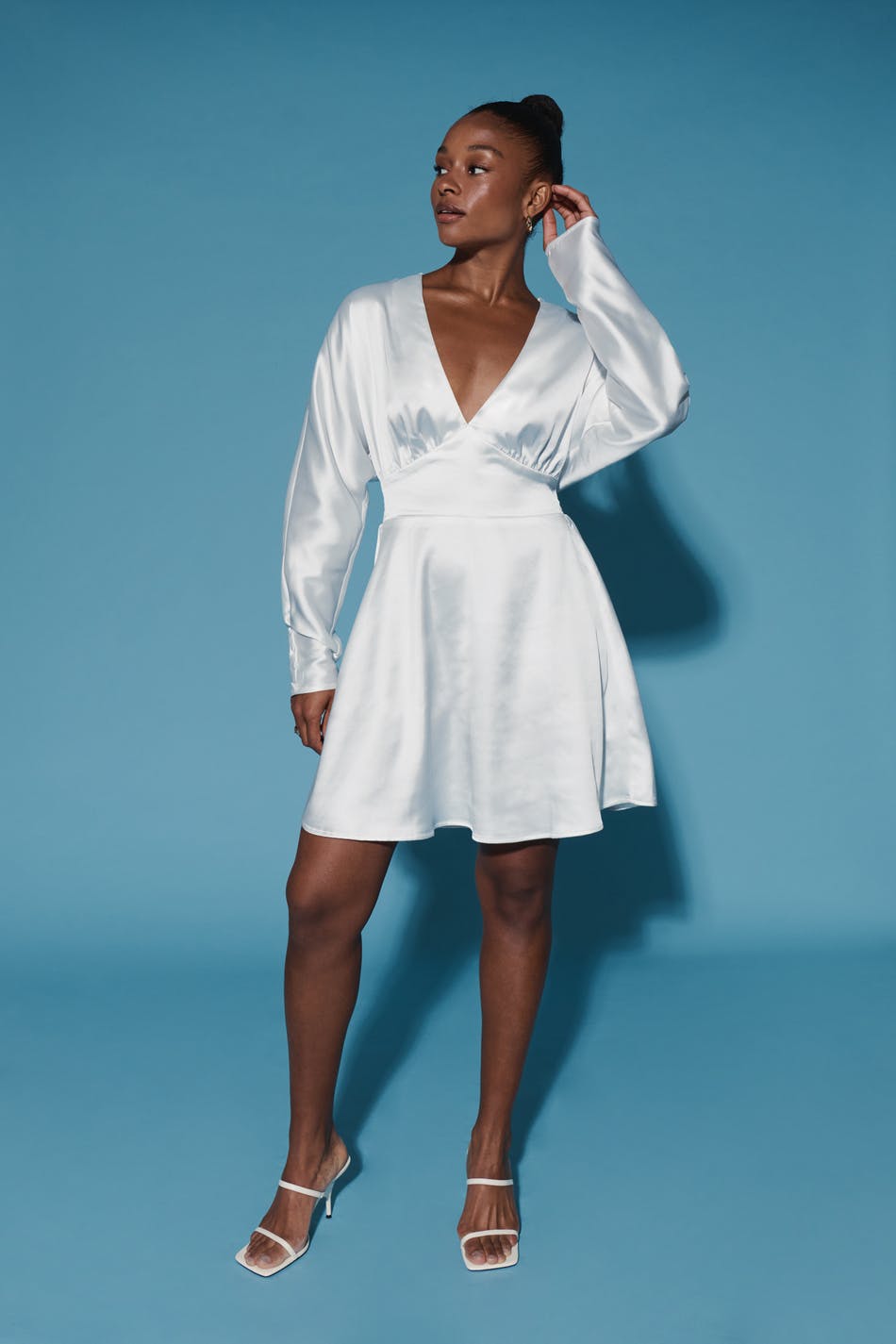 Longsleeve v-neck satin dress