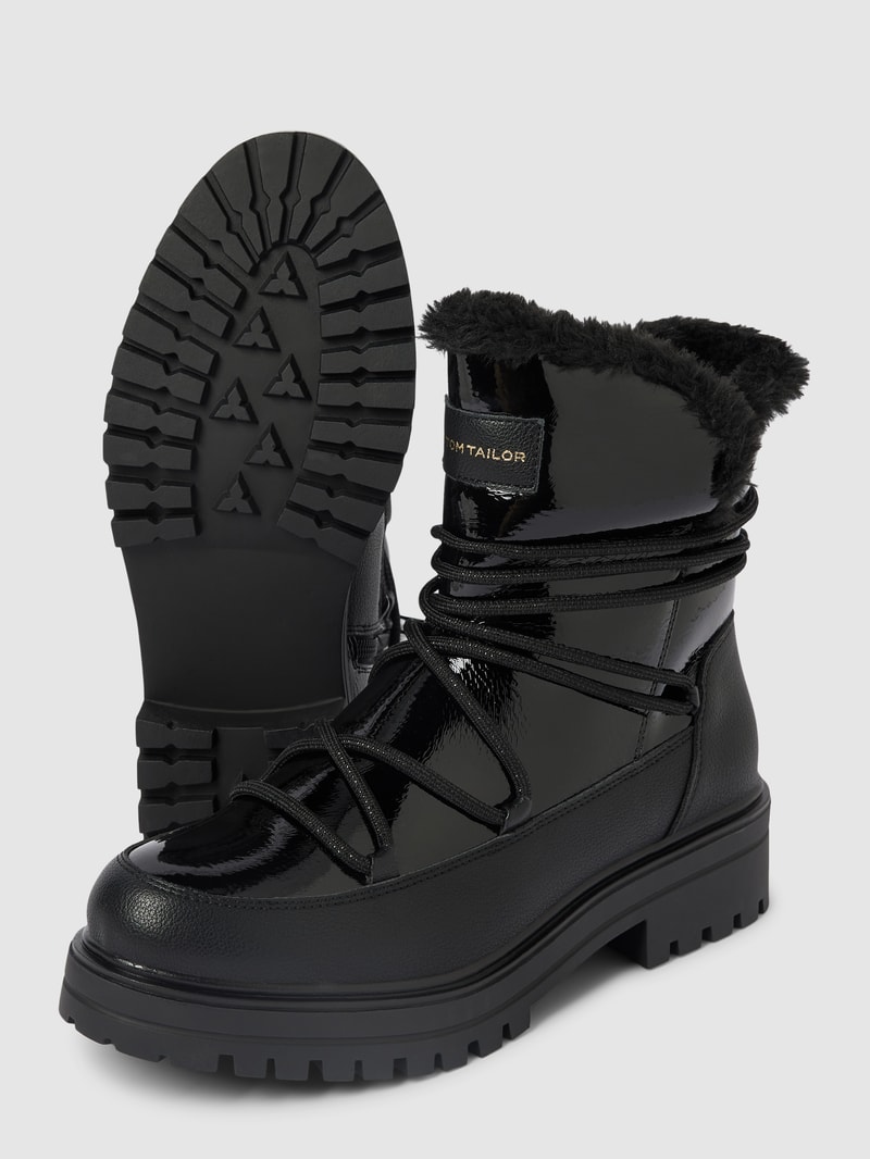 Schnürstiefel in Leder-Optik in schwarz