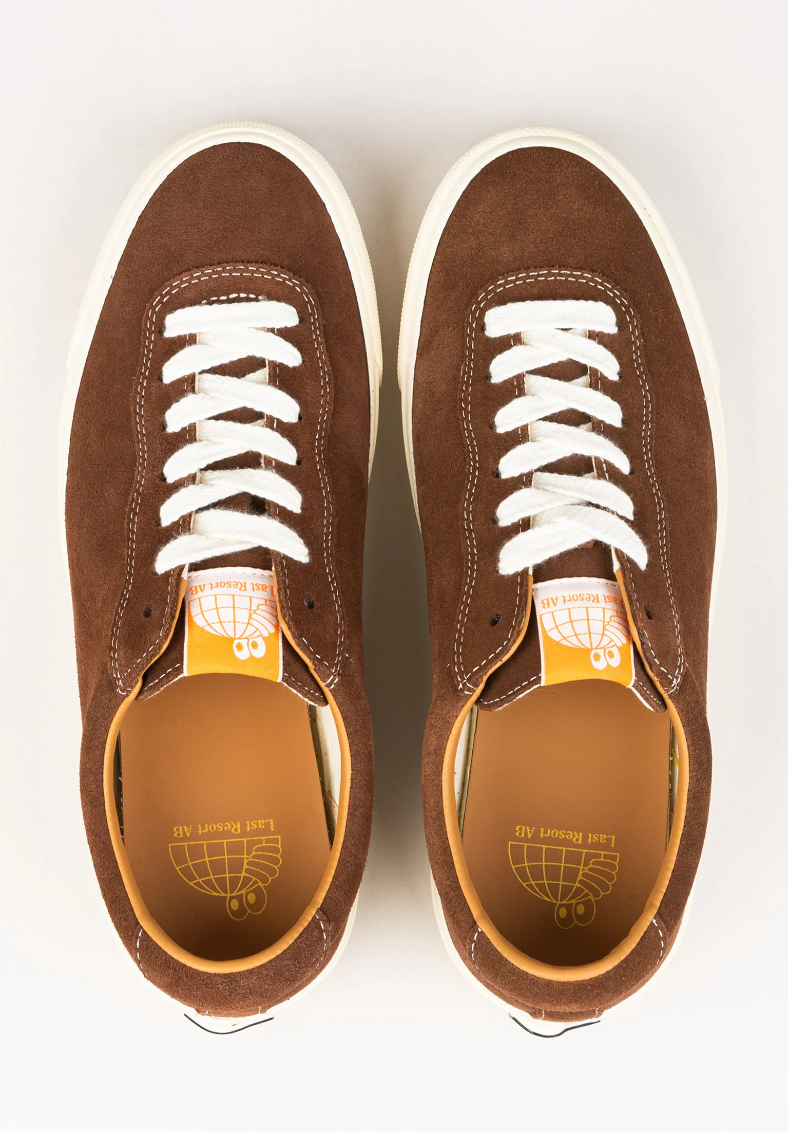VM001 Suede Low