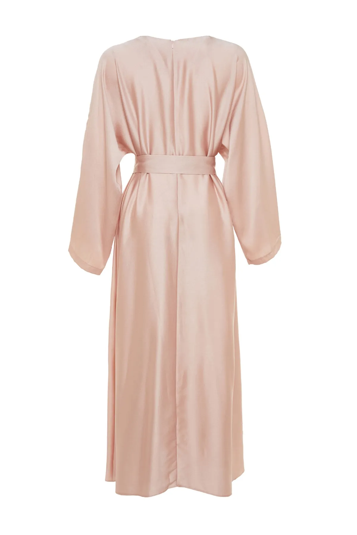 Trendyol Modest  Puderfarbenes, weit geschnittenes Satin-Abendkleid mit Gürtel TCTSS23DB00014