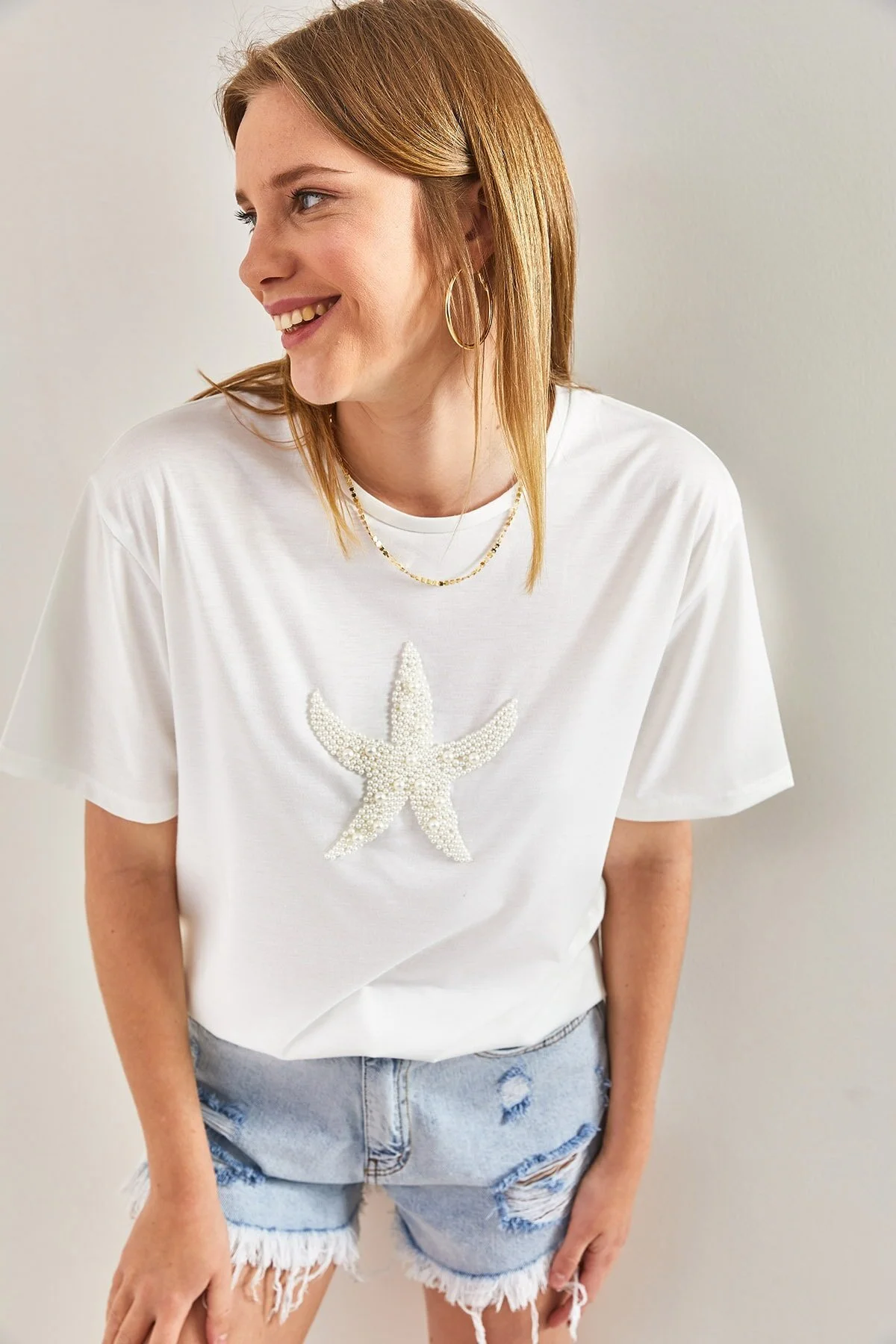 Bianco Lucci  Damen-T-Shirt aus gekämmter Baumwolle mit Stern-Perlenstein-Stickerei