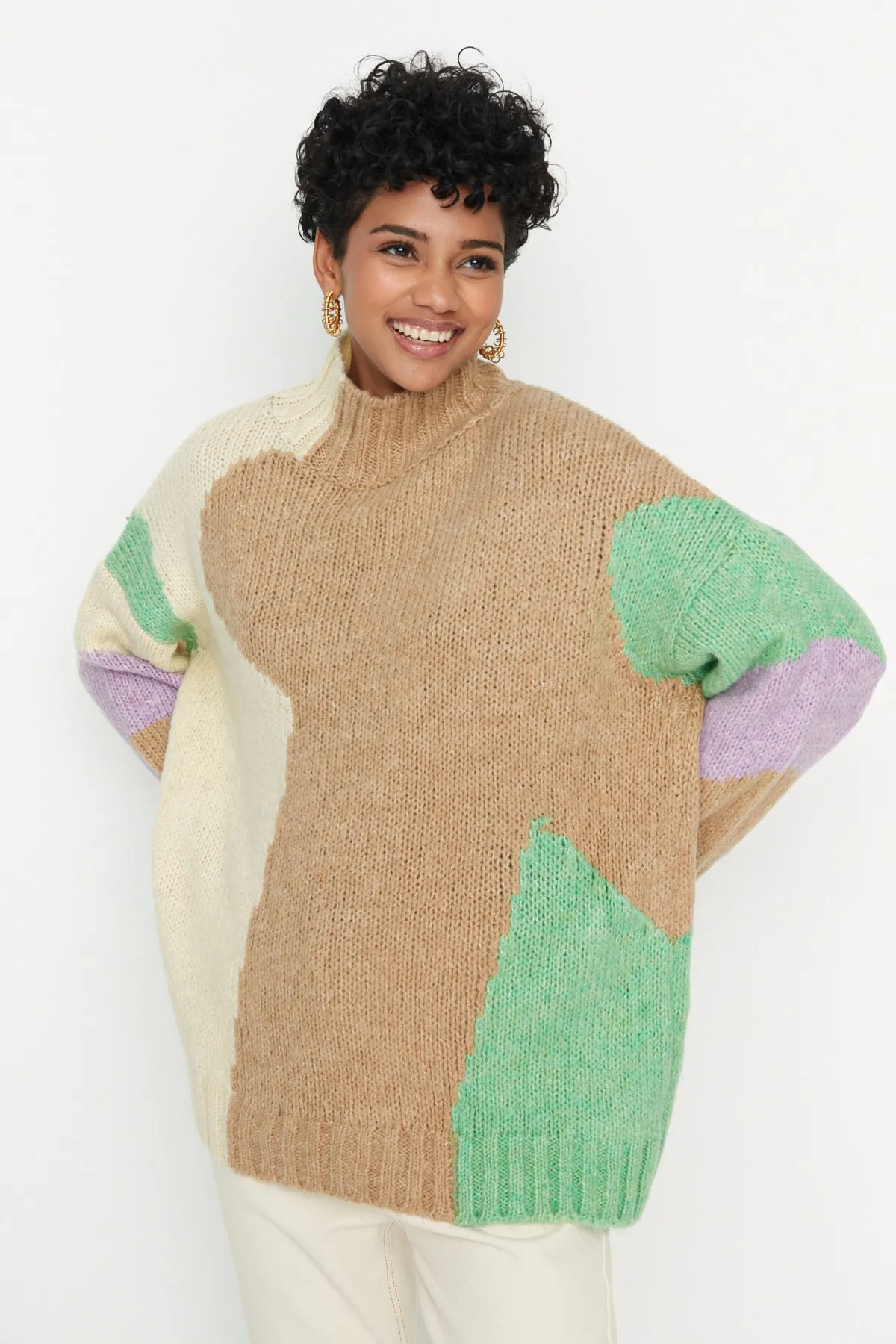 Trendyol Collection  Brauner, weich strukturierter Strickpullover mit Farbblockdesign TWOAW20XS0047
