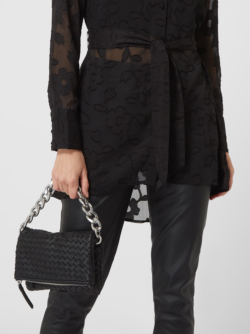 Crossbody Bag aus Leder Modell 'Merve' in schwarz