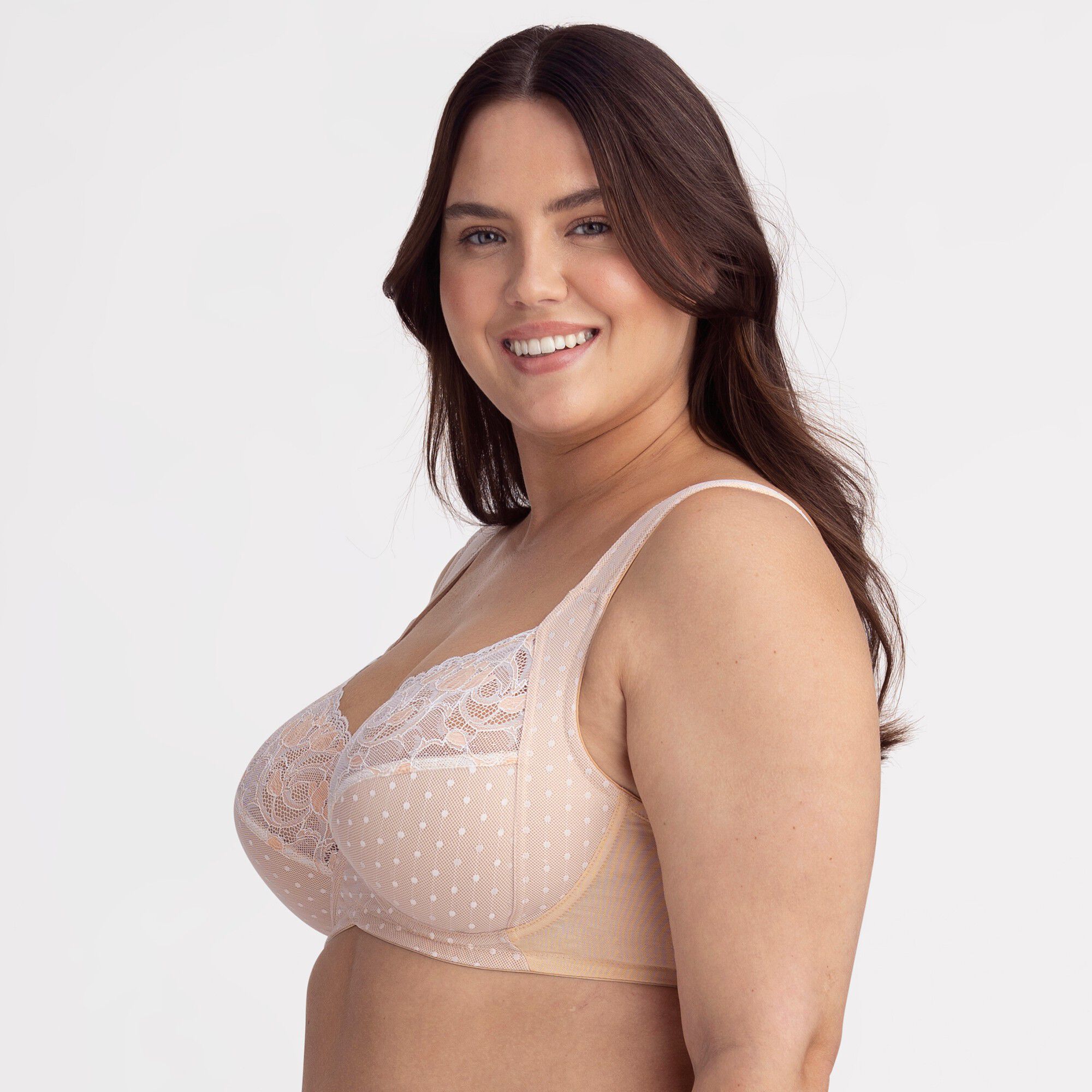 Soutien-gorge dentelle et plumetis