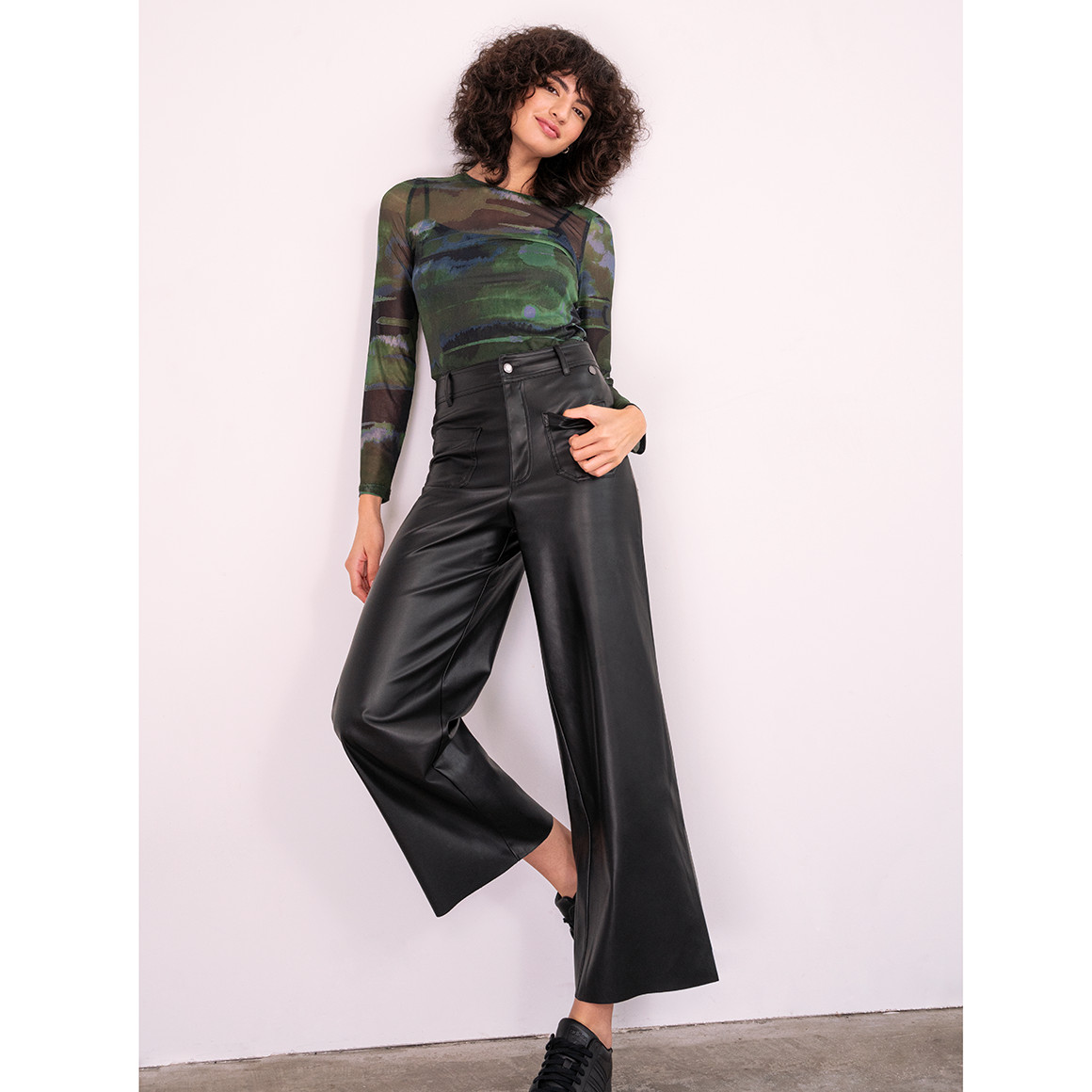 Damen Langarmshirt in semitransparenter Optik