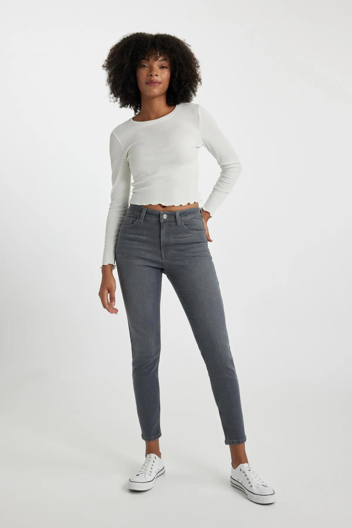 DeFacto  Rebeca Skinny Fit Normale Taille Schmaler Beinausschnitt Lange Jeanshose A7551ax23au