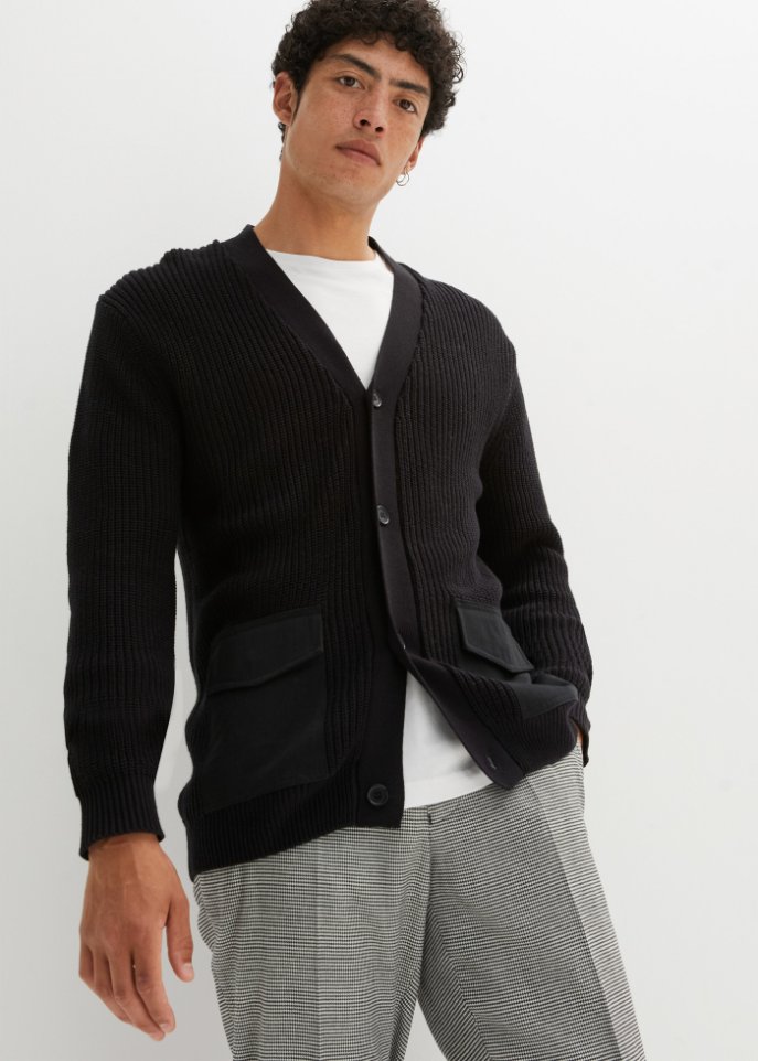 Strickjacke mit Webtaschen