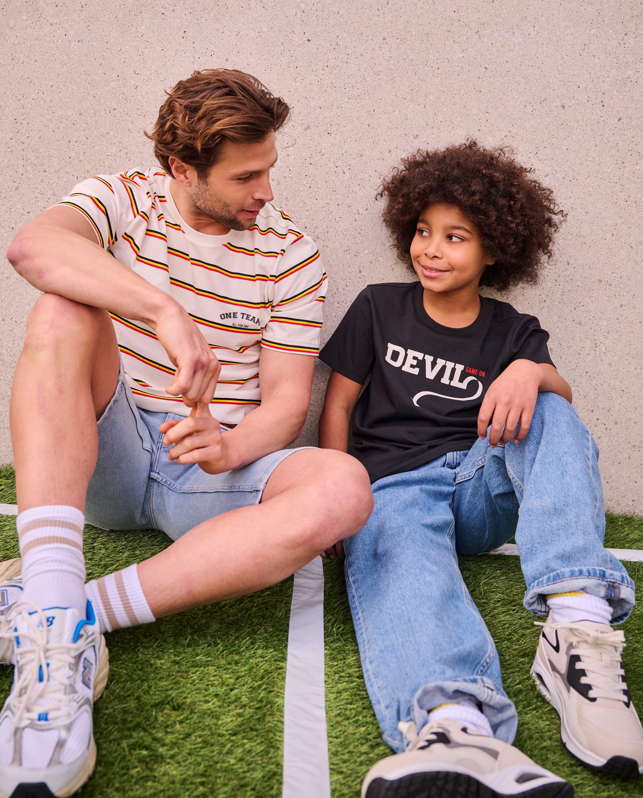Tricou cu dungi Familystories, colecția Supporters, alb pentru bărbați