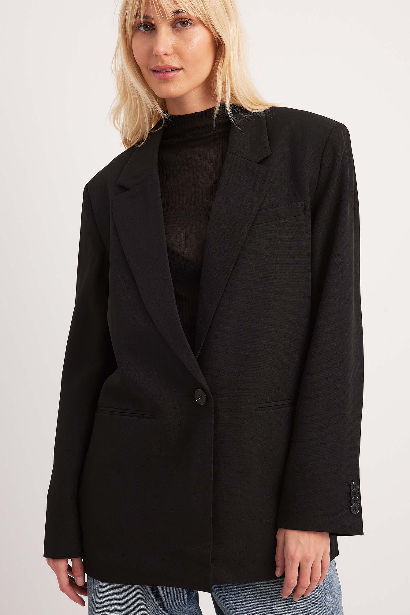 Eleganter Oversize-Blazer aus recyceltem Material