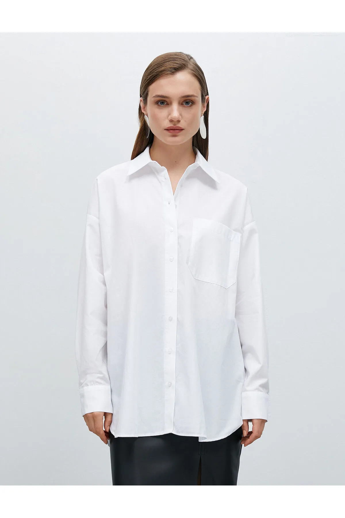 Koton  Oversize-Hemd aus Baumwolle mit Taschendetail