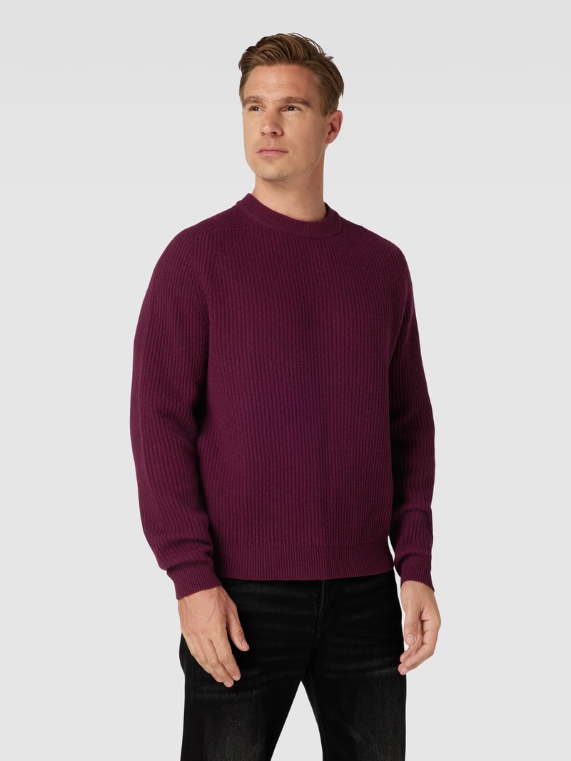 Strickpullover mit Rundhalsausschnitt in bordeaux rot meliert