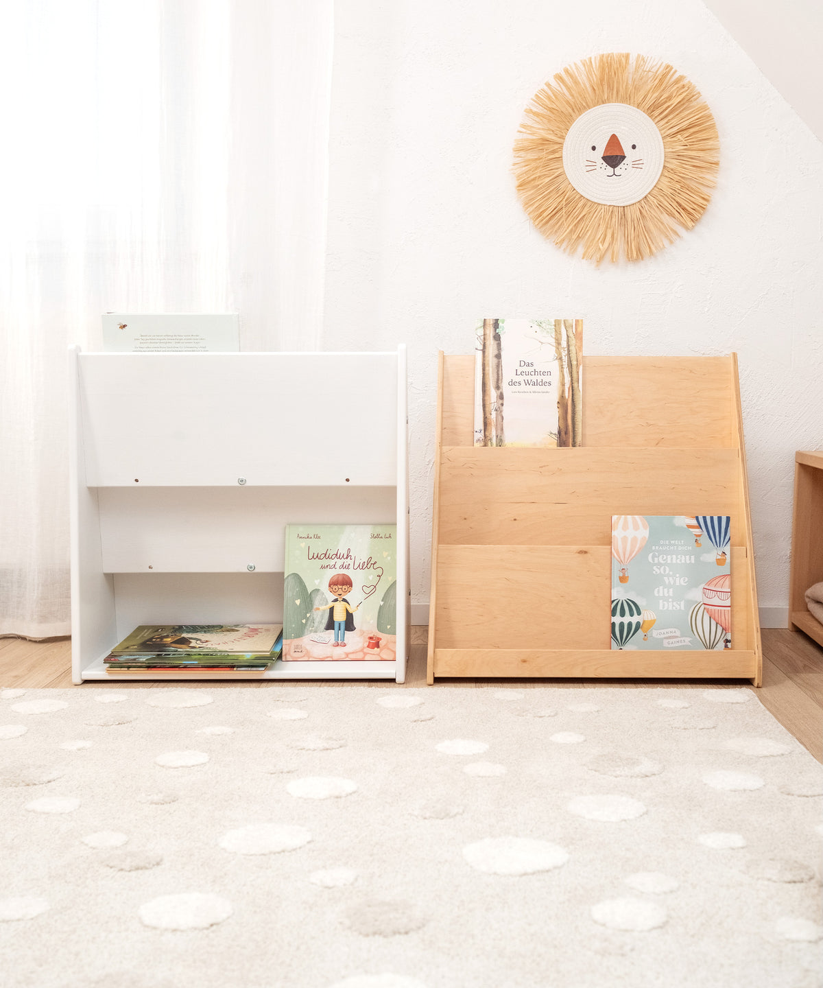 Bücherregal