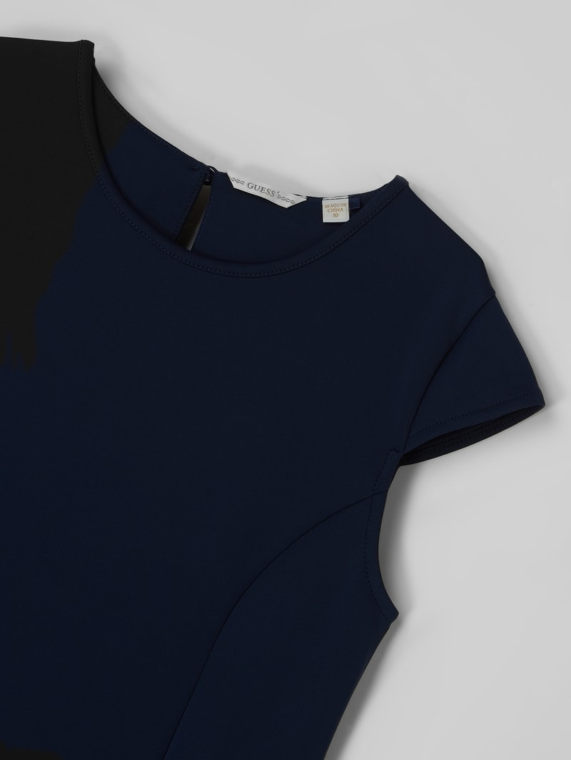 Kleid aus Scuba in marineblau