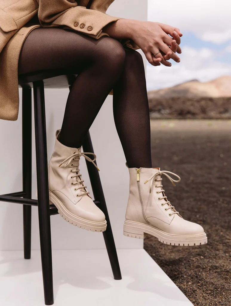 Max - Beige