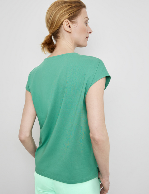 T-Shirt mit Material-Patch und Ziersteinchen