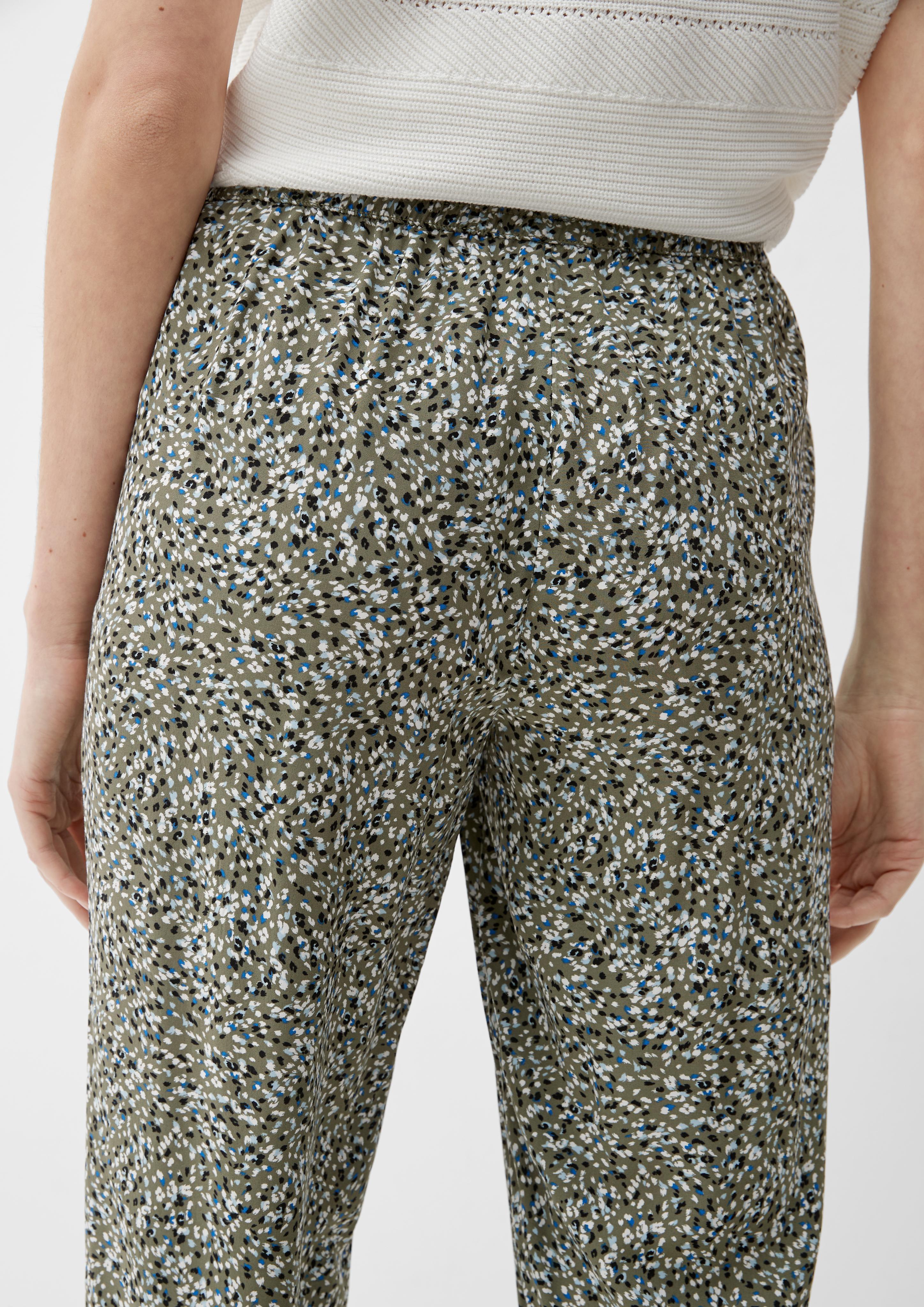Relaxed: Hose aus reiner Viskose  2132619-79B6