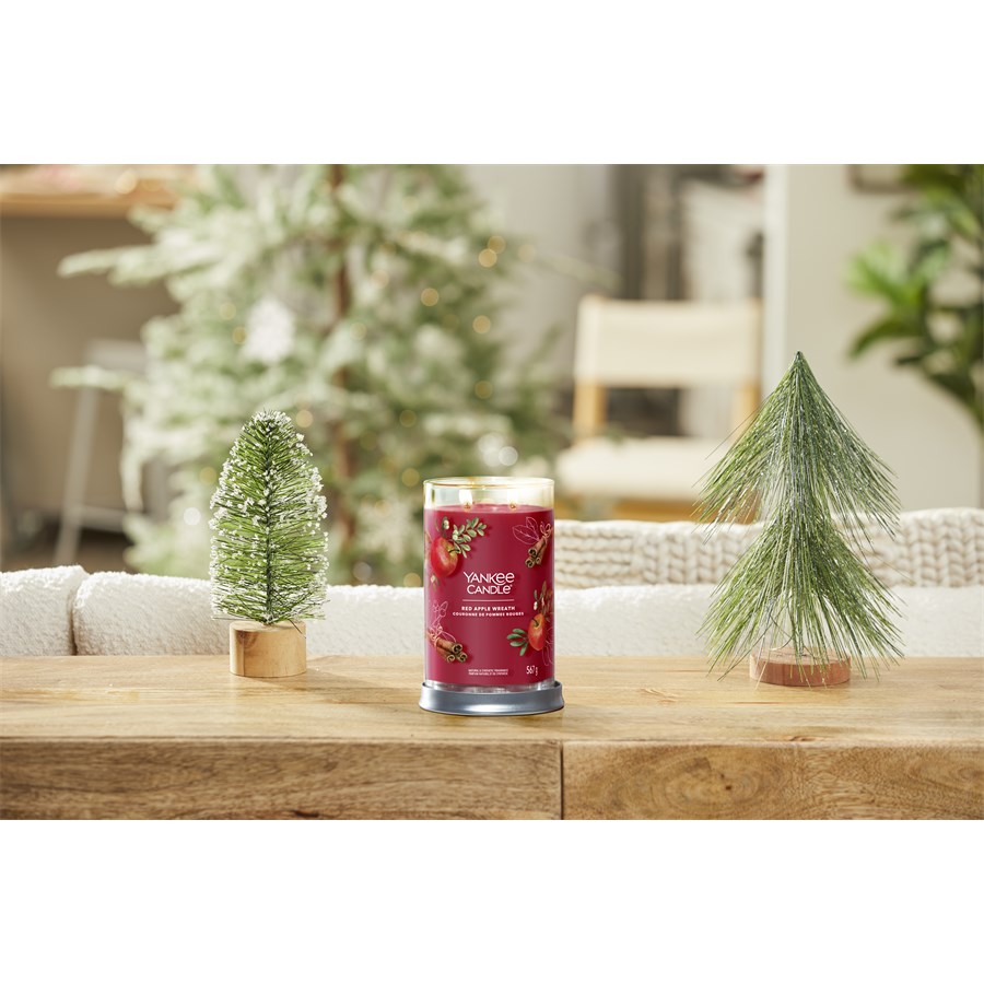 Tumbler Red Apple Wreath