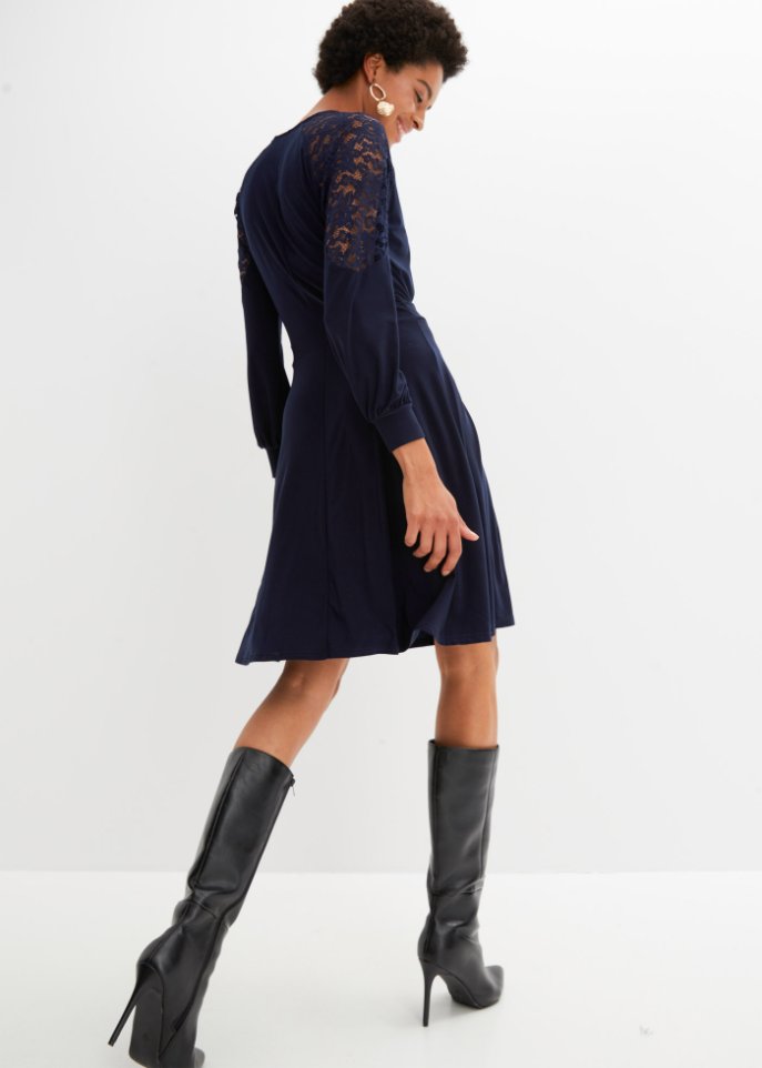 Jerseykleid mit Spitze