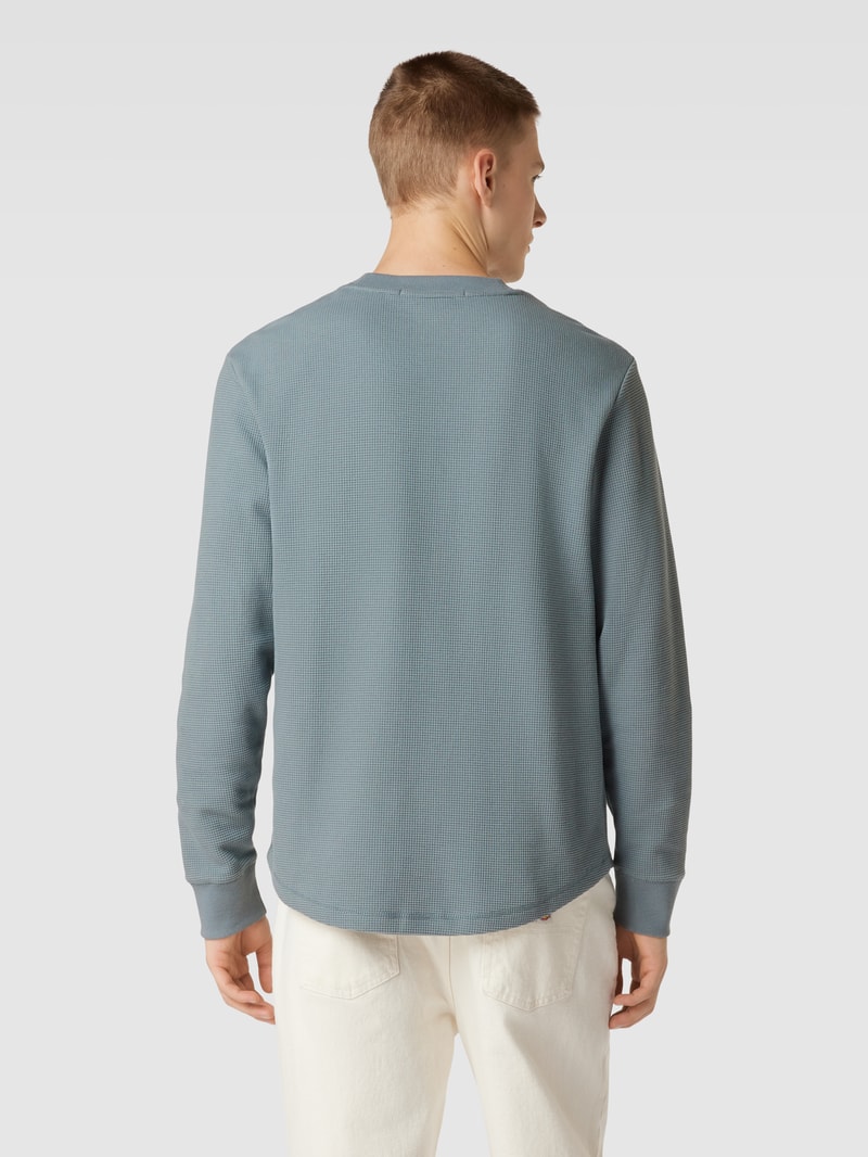 Longsleeve in Waffelstruktur mit Label-Stitching in anthrazit