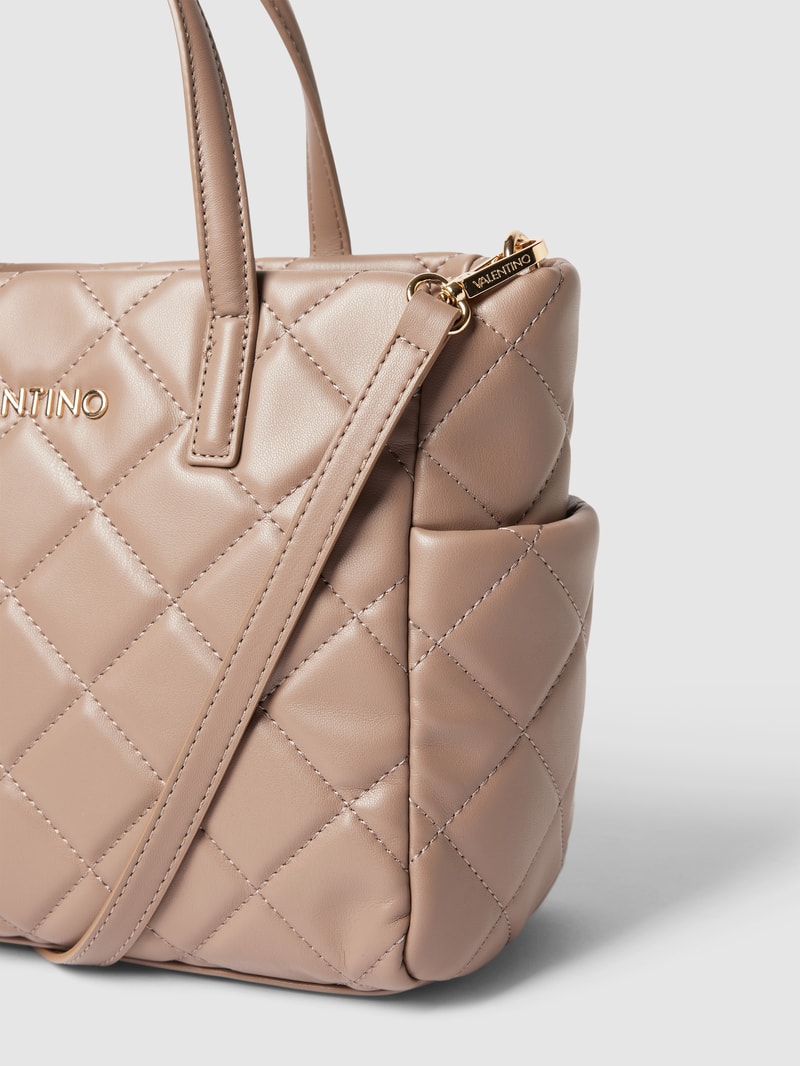 Umhängetasche mit Label-Detail Modell 'OCARINA' in taupe