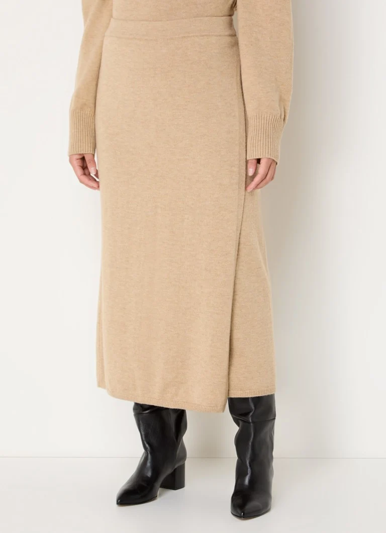 Claudia Sträter Fine-knit midi skirt in wool blend with wrap over