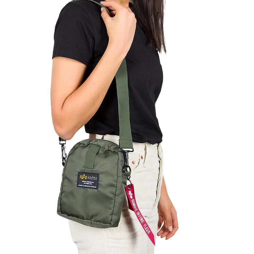 Crew Carry Bag Umhängetasche