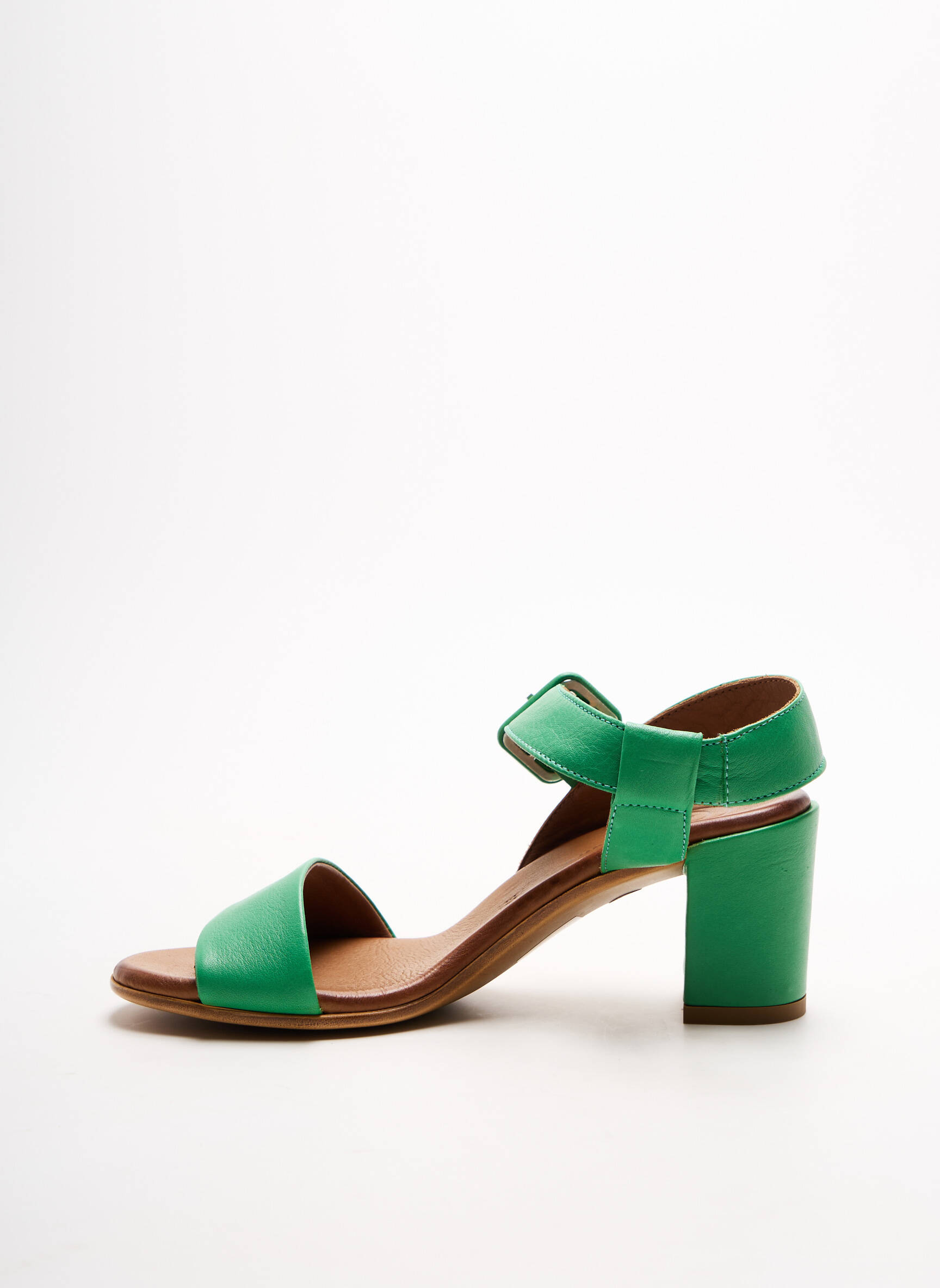 Lune L Autre Sandales Nu Pieds Femme couleur vert