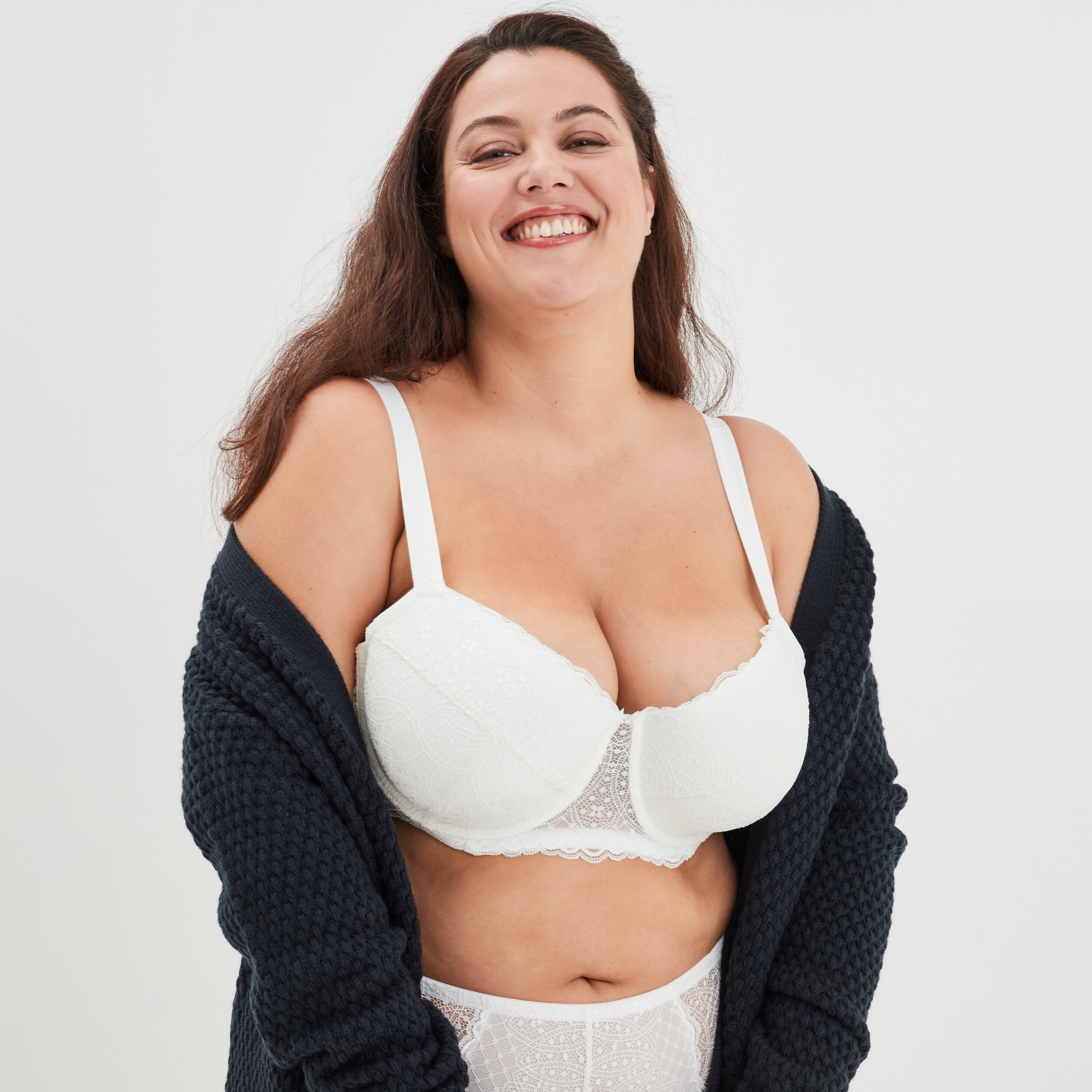 Soutien-gorge emboîtant à dentelle Izzie blanc femme grande taille | La Halle