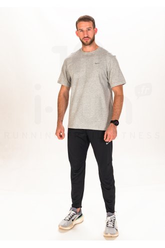 Nike Primary M