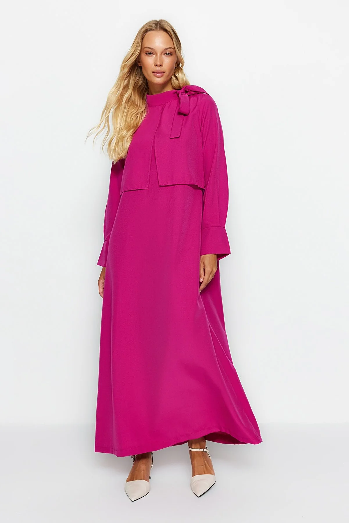 Trendyol Modest  Rosa gewebtes Kleid mit Kragen und Krawattendetails TCTSS23EB00283
