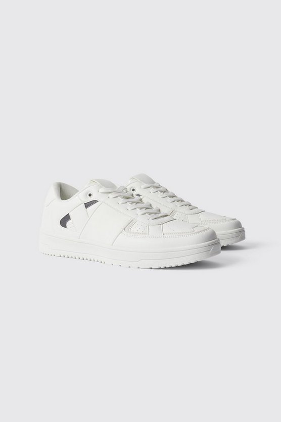 Sneaker mit Detail