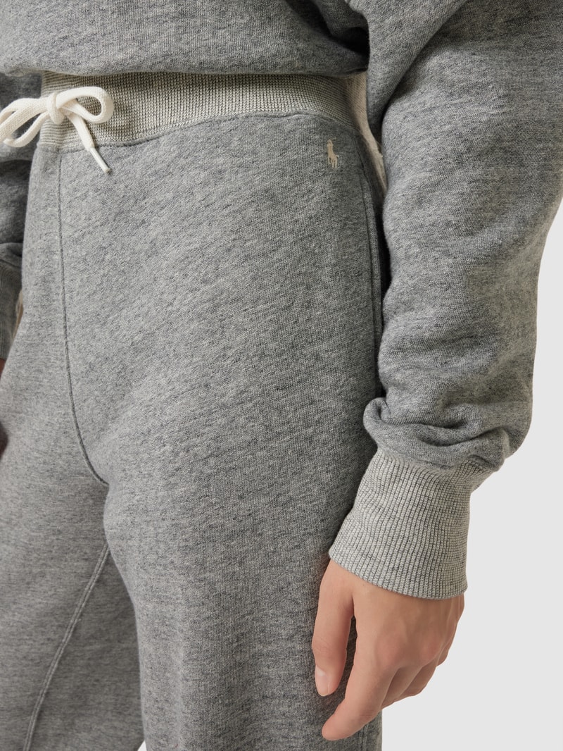 Sweatpants mit elastischem Bund in mittelgrau