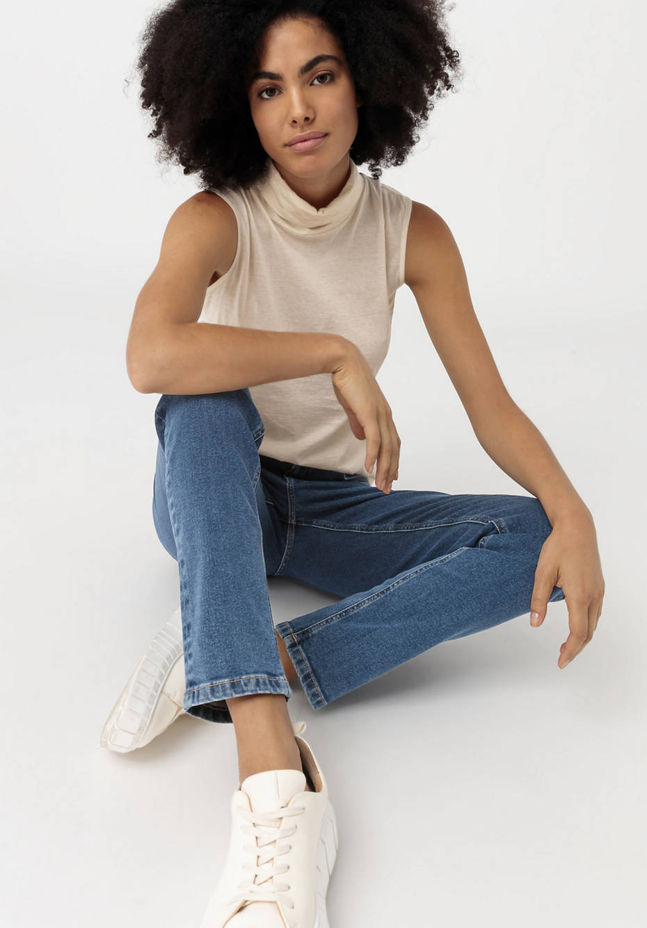 BetterRecycling Jeans High Rise Slim Fit aus Bio-Denim