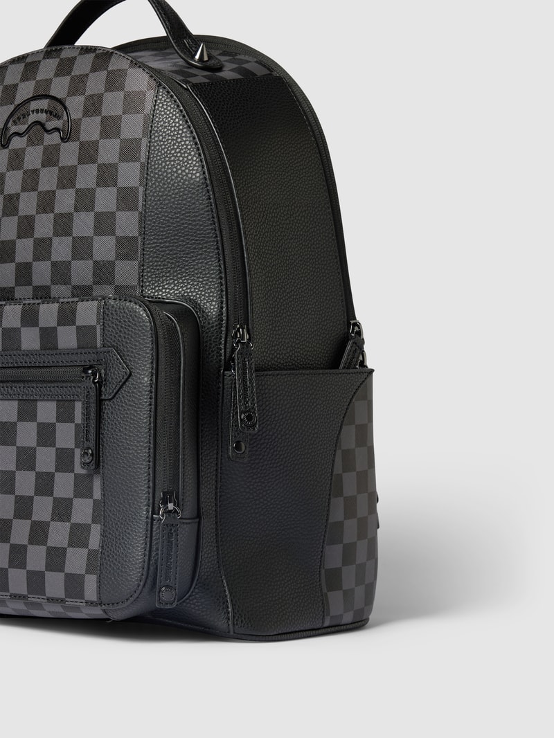 Rucksack mit Allover-Muster Modell 'Henny' in schwarz