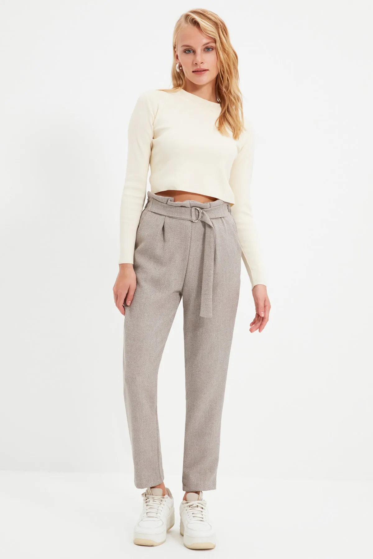 Trendyol Collection  Graue gewebte Zigarettenhose zum Binden TWOAW21PL0316