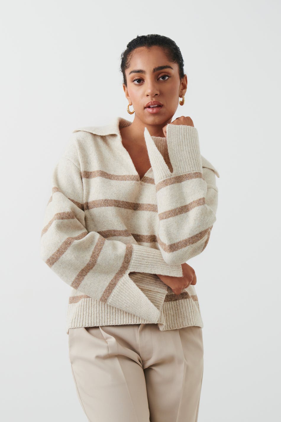 V-neck knitted sweater