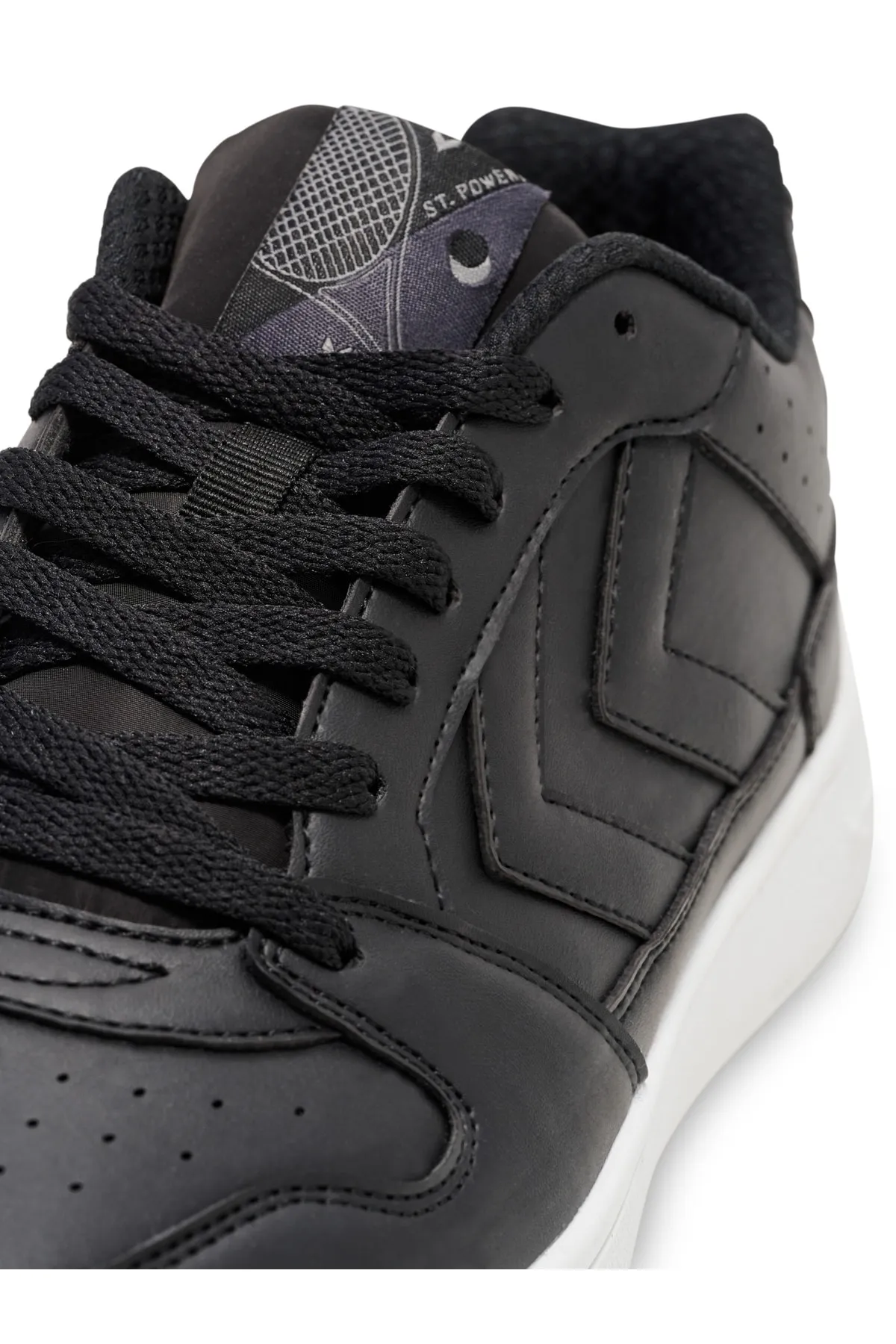 hummel  Sneaker - Schwarz - Flacher Absatz