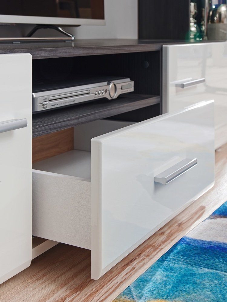 Stylefy Wohnwand Irvine, (Wohnmöbel, Wohnzimmer-Set, Set (4-St), bestehend aus 2xStandvitrine, 1xLowboard, 1xWandboard, inkl. LED-Beleuchtung, mit Glaseinsatz,variabel stellbar und hängbar, Hochglanzfronten